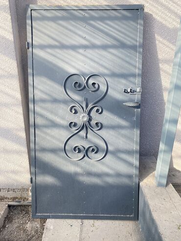 железная калитка: Входная дверь, Металл, цвет - Серебристый