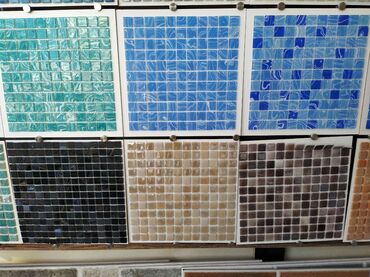 maye oboy satisi: Şüşə/mozaika kafel kolleksiyası - Kiçik kvadrat mozaika plitələrdən