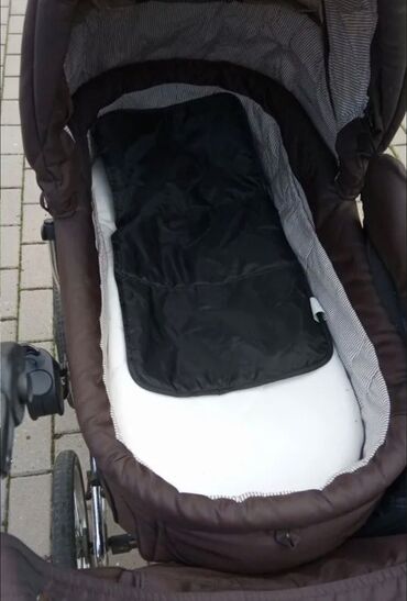 Araba-beşiklər: Çıxarıla bilən beşikli araba, Yaş: 30 ay — 21