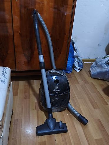 Bosch “logo” seriyalı tozsoran – 2100 W güc. Xüsusiyyətlər: - Güclü
