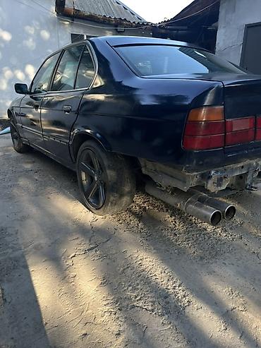 мерс 124 дверные карты: BMW 5 series: 1993 г., 2.5 л, Механика, Бензин, Седан — 1