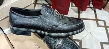 eqa shoes ecemi unvan: Kişi loafer ayaqqabısı – klassik dizayn - Rəng: qara - Üst hissə