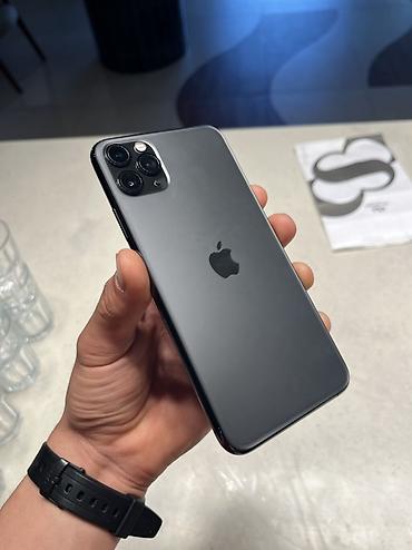 Apple iPhone: IPhone 11 Pro Max, Б/у, 256 ГБ, Space Gray, Зарядное устройство, Защитное стекло, Чехол, 71 % — 8
