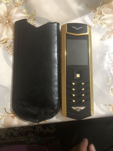 экран для ноутбука: Продаю телефоны Vertu эксклюзив, редкий экземпляр- 6000сом (реплика)