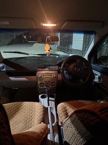 машинка бмв: Mazda Verisa: 2004 г., Автомат, Хэтчбэк — 3