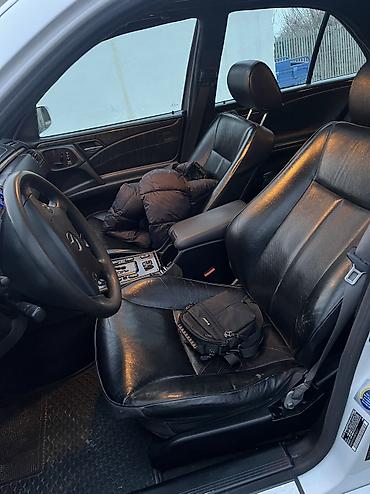 Mercedes-Benz: Mercedes-Benz E-Class: 2000 г., 3.2 л, Автомат, Бензин — 10