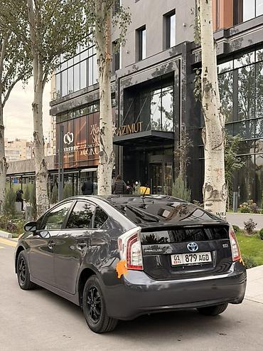 карола гибрид: Toyota Prius: 2013 г., Вариатор, Гибрид, Хэтчбэк — 5