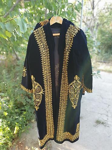 Другая мужская одежда: Продаю национальные Чапаны бухарские.Подарок на торжество праздник — 8