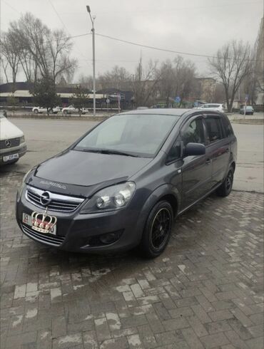 opel машина: Opel Zafira: 2011 г., 1.6 л, Механика, Бензин, Минивэн