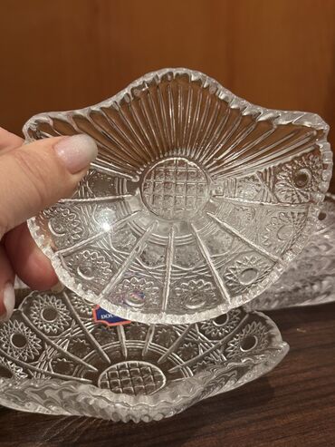 Külqabılar: Şüşə külqabılar və dekorativ qablar dəsti - Şüşə külqabı: EFES — 43