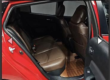 Toyota: Toyota Prius: 2018 г., Гибрид, Хэтчбэк — 10