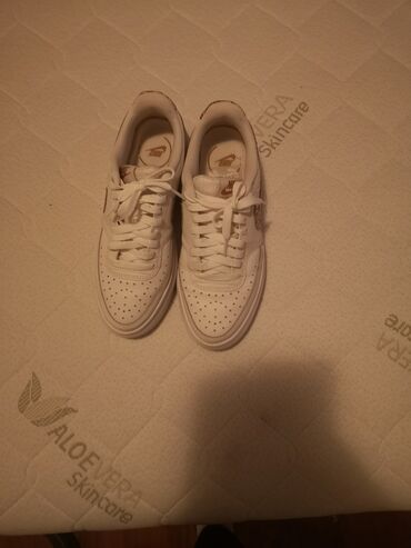 Women's Sneakers and athletic shoes: Nike, 39, bоја - Bela — 6