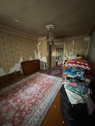 Həyət evləri və villaların satışı: Satılır: Həyət evi - Geniş planlı birmərtəbəli ev, ayrı-ayrı böyük — 18
