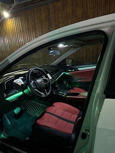 civik: Honda Civic: 2018 г., 1.5 л, Автомат, Бензин, Седан — 5