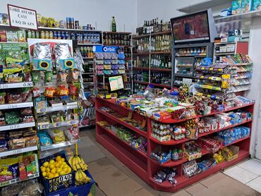 Kommersiya daşınmaz əmlakının satışı: Ünvan 8-ci mkr S.Sani Axundov 1 B ( İstanbul klinikasının arxasi) — 8