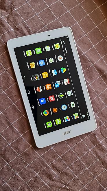 Tableti: Acer Iconia tablet – bela prednja strana, srebrna zadnja maska sa — 10