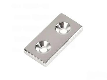 drveni stol: Pravougaoni neodimijumski magnet sa upuštenim rupama (2x) - Tip — 1