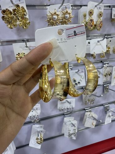 Bijuteriya dəstləri: Qadın bəzək aksesuarları – geniş seçim Məhsullar: - Qızılı tonlarda — 65