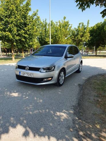 Volkswagen Polo: 1.2 l | 2010 year Hatchback