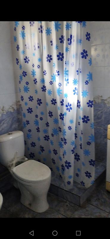 продаю гараж в токмоке: 5 комнат, 6 м², 6 соток, Каракол, Собственник — 2
