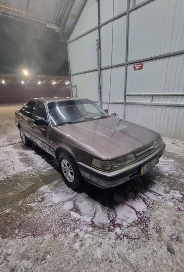 Mazda: Mazda 626: 1989 г., 2 л, Механика, Бензин, Хэтчбэк