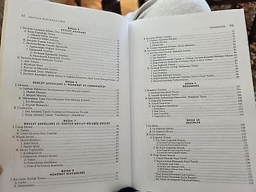 avqust heykəli: Məhsul: Kitab – “Anayasa Hukukuna Giriş: Genel Esaslar ve Türk Anayasa — 4