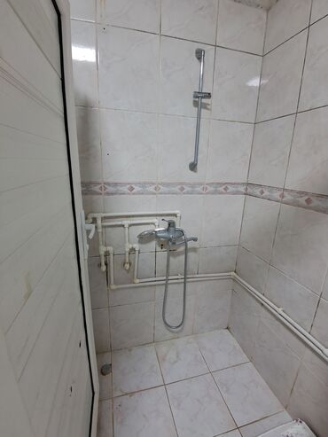 Uzunmüddətli kirayə mənzillər: Salam əleykum. Şəhərin mərkəzində Tibb Universitetinə yaxin, Olimpik — 12