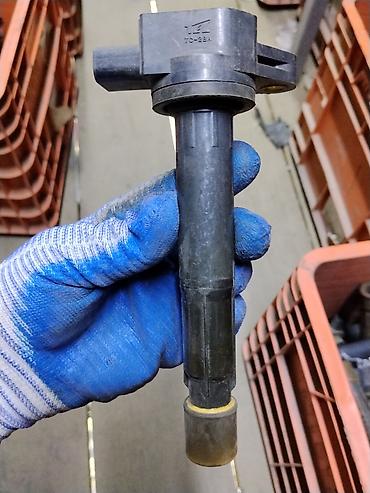 Катушка зажигания индивидуальная (coil-on-plug). - Тип: одноискровая
