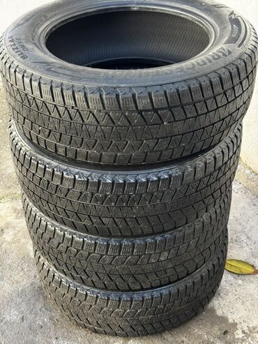 купить шины: Шины 235 / 60 / R 18, Зима, Комплект, Легковые, Bridgestone