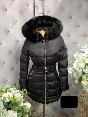 Zimske jakne: Akcija svi modeli po 5500 din. km — 6