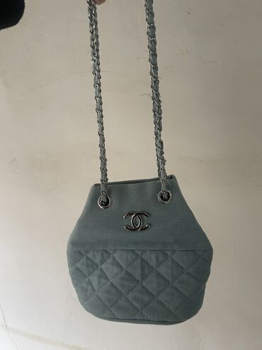 chanel blue qiymeti: Çiyin çantası, Chanel, Yeni