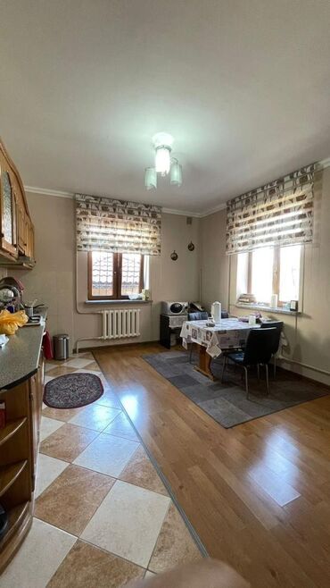 Продажа домов: Дом, 300 м², 5 комнат, Агентство недвижимости, Косметический ремонт — 9