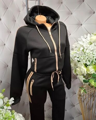 Gornji i donji deo: I. 12. termo kompleti 3599 — 9