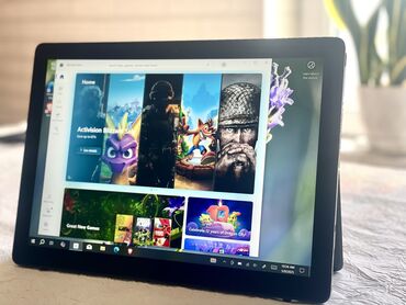 Digər planşetlər: Dell 2 in 1 Tablet 5285 Intel i5 7300U /8GB Ram,256GB SSD NVMe — 2