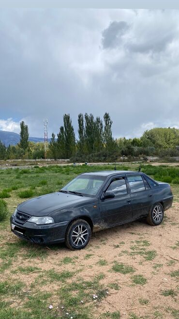 Daewoo: Daewoo Nexia: 2010 г., 1.5 л, Механика, Бензин, Седан