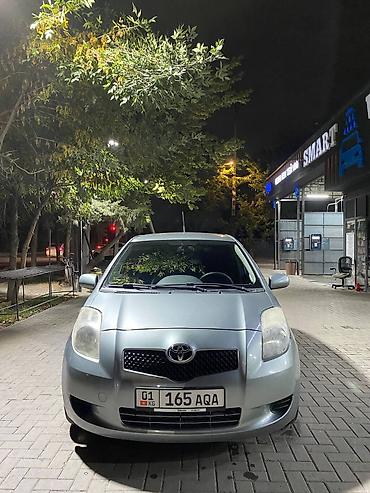 авто ярис: Toyota Yaris: 2006 г., 1.3 л, Робот, Бензин, Хэтчбэк — 4