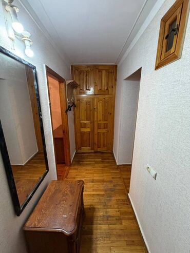 Uzunmüddətli kirayə mənzillər: Nizami rayonu, Neftçilər metrosunun yaxını, Xəzər Universitetinin — 9