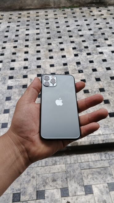 Apple iPhone: IPhone 11 Pro, Б/у, 64 ГБ, Зеленый, Чехол, 73 %