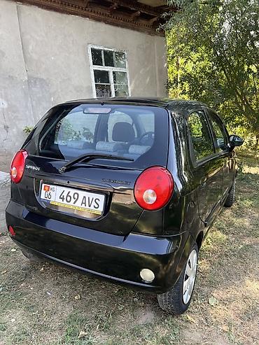 маленькие электро машины: Chevrolet Spark: 2009 г., Механика, Бензин, Хэтчбэк — 4