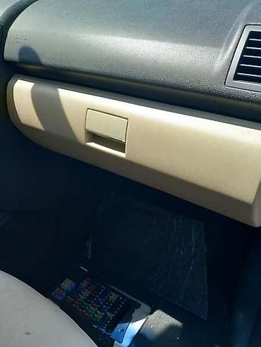 gigatron smart telefoni: CD ŠARŽER ZA MERCEDES BENZ A 150, A 160, A 170 . OD 2004. DO 2012 — 1