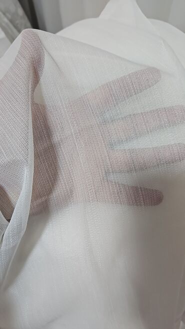 Pərdə və tüllər: Ağ rəngli tül pərdə parçaları - Material: nazik, şəffaf və nəfəsalan — 9