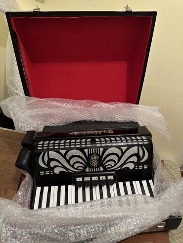 Аккордеоны: Продаю Германский Аккордеон Вельтмейстер каприз Вельтмейстер каприз — 2