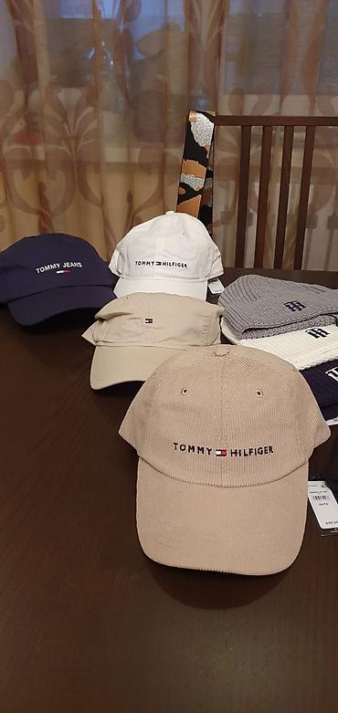 tommy helfiger: Головные уборы, Tommy Hilfiger, Новый, цвет - Бежевый, Самовывоз, Платная доставка — 2