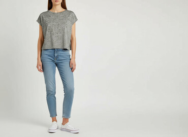 identic basic t shirt: Mohito, Women`s T-shirt, size S