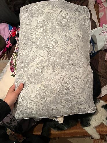 Одеяла и пледы: Одеяло, Б/у, Все сезоны — 16