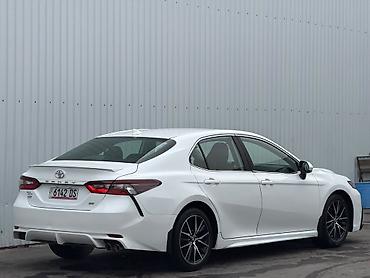 taiota raf 4: Toyota Camry: 2022 г., 2.5 л, Вариатор, Бензин, Седан — 7