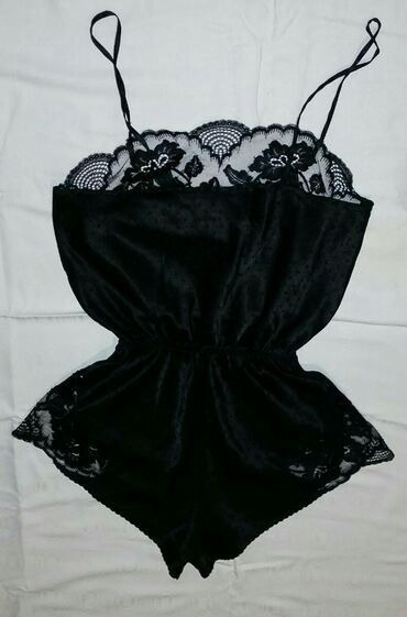 haljina napred kratka pozadi duga: XS (EU 34), color - Black
