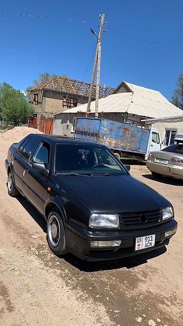 бампер каризма: Volkswagen Vento: 1994 г., 1.8 л, Механика, Бензин, Седан — 2