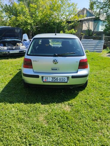 Volkswagen: Volkswagen Golf: 2001 г., 1.6 л, Механика, Бензин, Хэтчбэк — 4