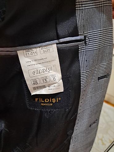 geyım: FilDişi Men’s Club kişi kostyumu - Model: 2 düyməli, klassik — 2